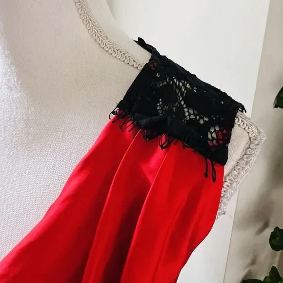 Gabrielle Union Red & Black Satin Lacy Back Pencil Dress Evening Date Night - Lg - Picture 4 of 10